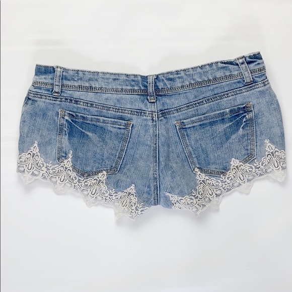 Rue21 Cutoff Shorts w/Lace Size 7/8 - Picture 5 of 7